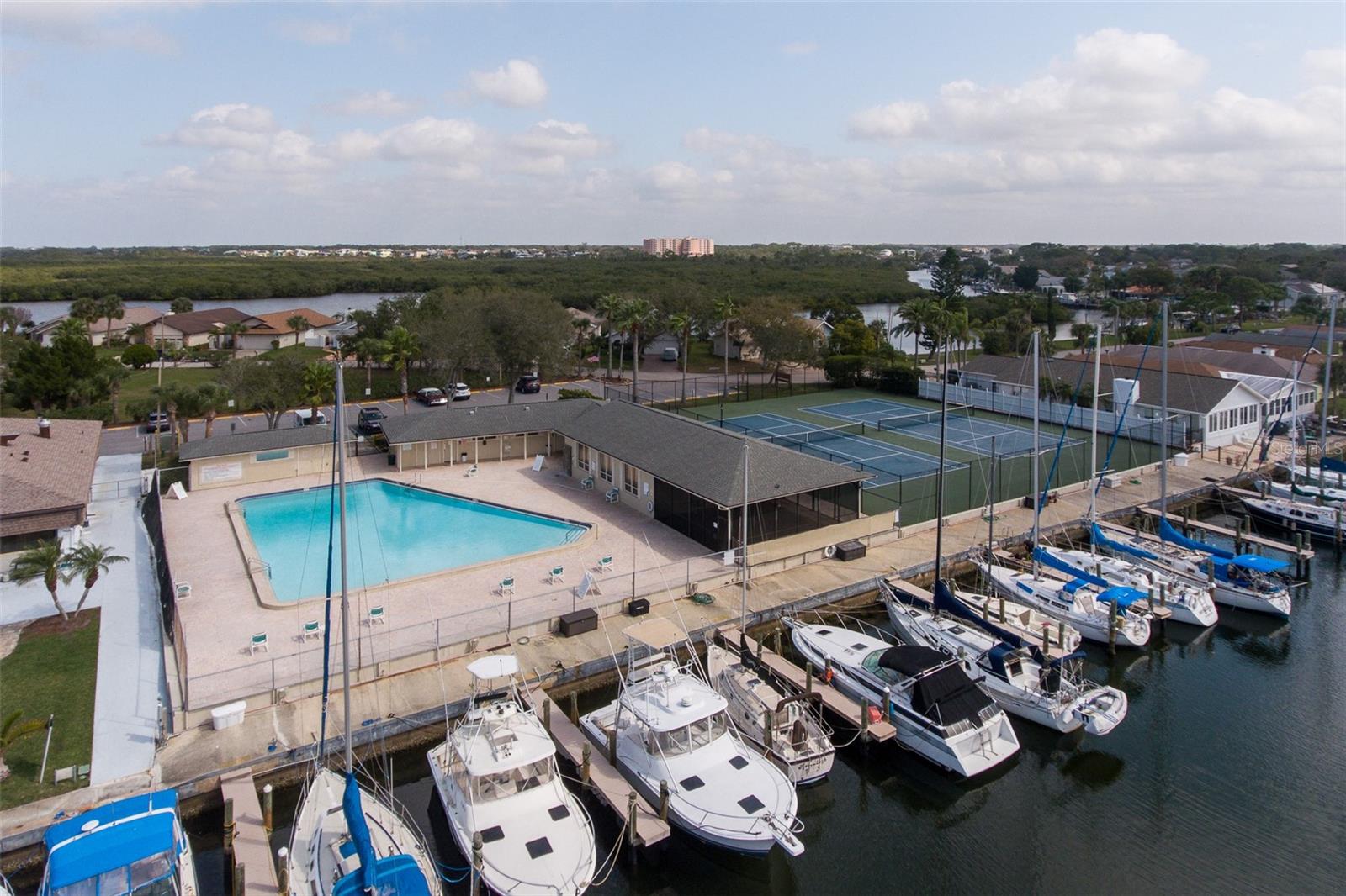 GULF HARBORS WOODLAN - Residential Lease