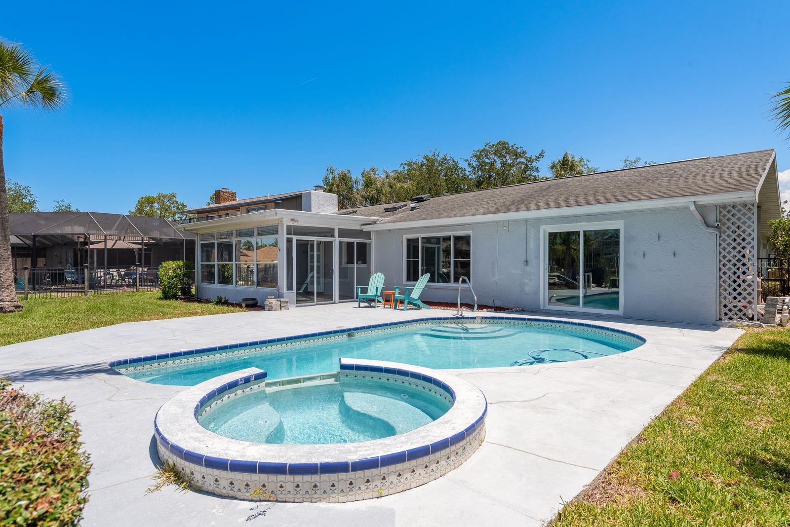 GULF HARBORS WOODLAN - Residential Lease