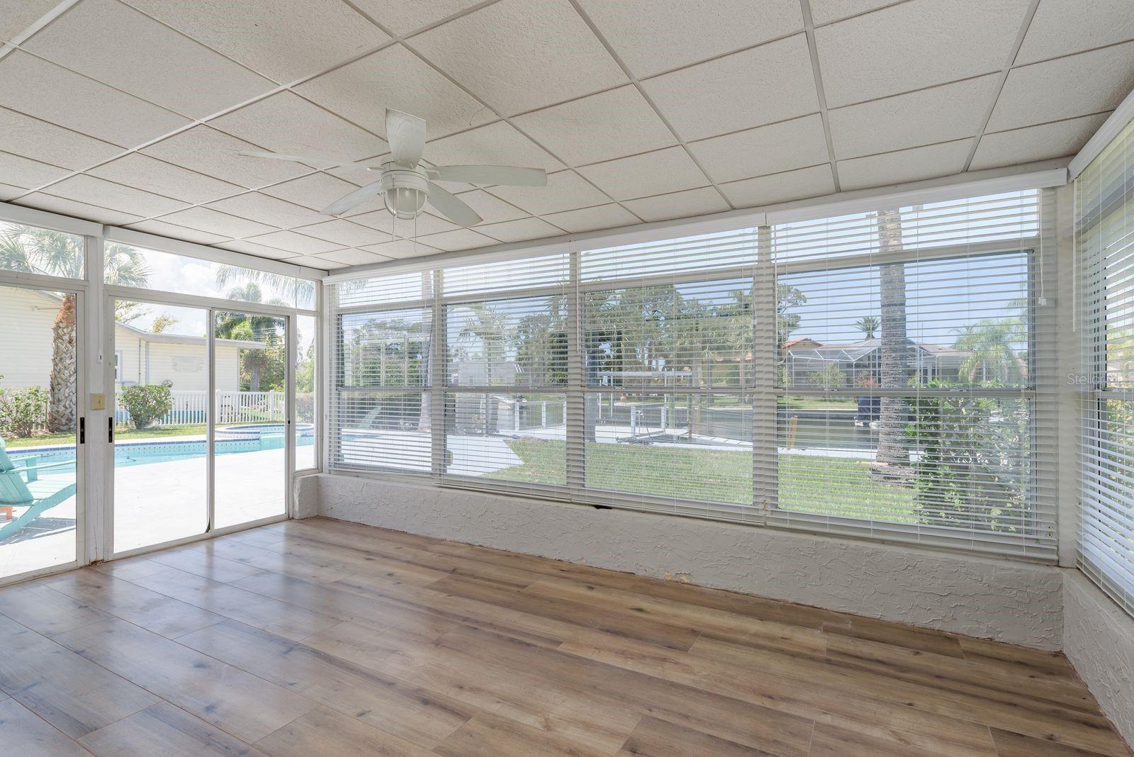 GULF HARBORS WOODLAN - Residential Lease