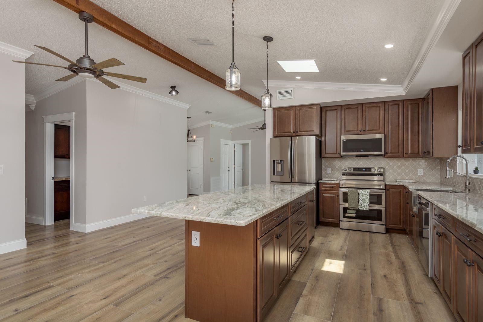 GULF HARBORS WOODLAN - Residential Lease