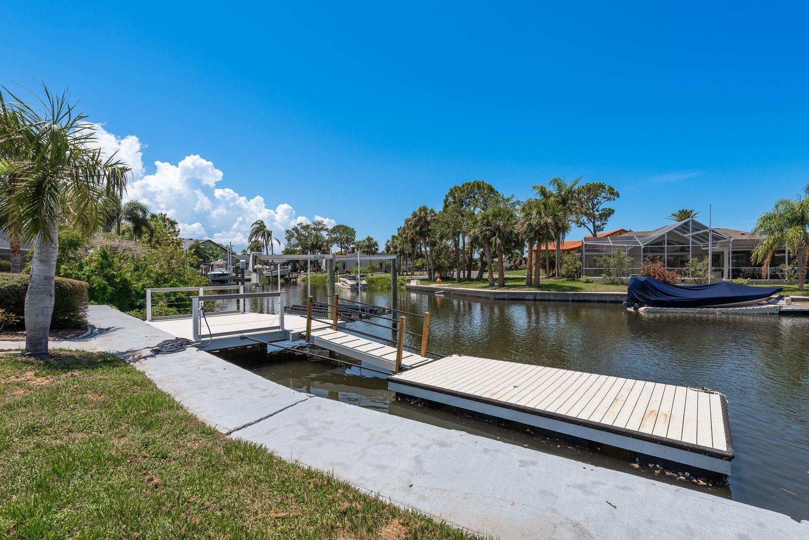 GULF HARBORS WOODLAN - Residential Lease