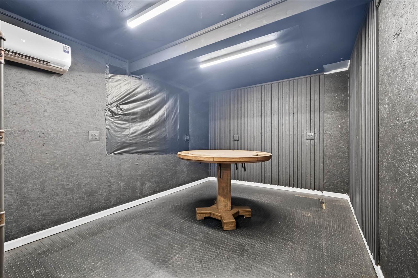 COUNTRY BROOKE ESTATES - Residential