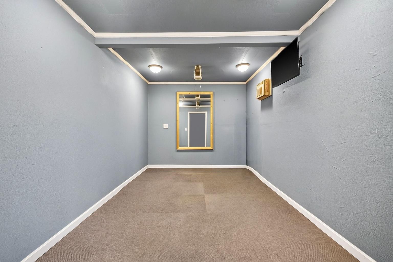 COUNTRY BROOKE ESTATES - Residential