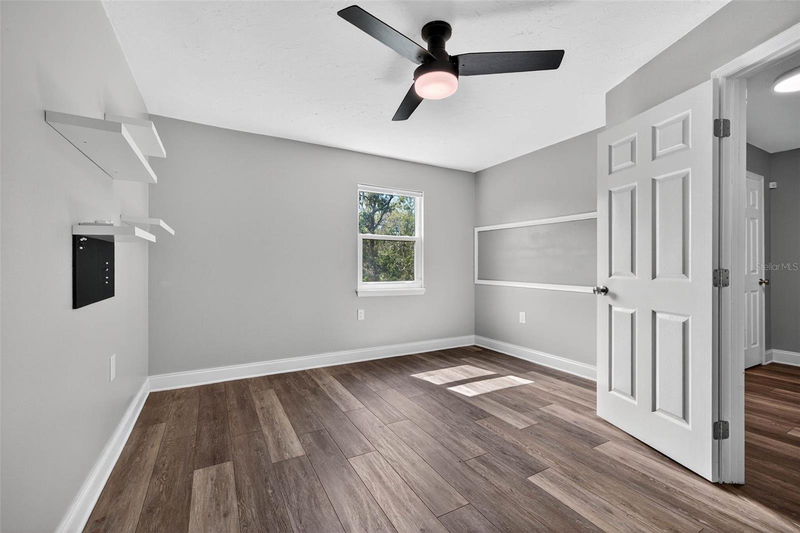 COUNTRY BROOKE ESTATES - Residential