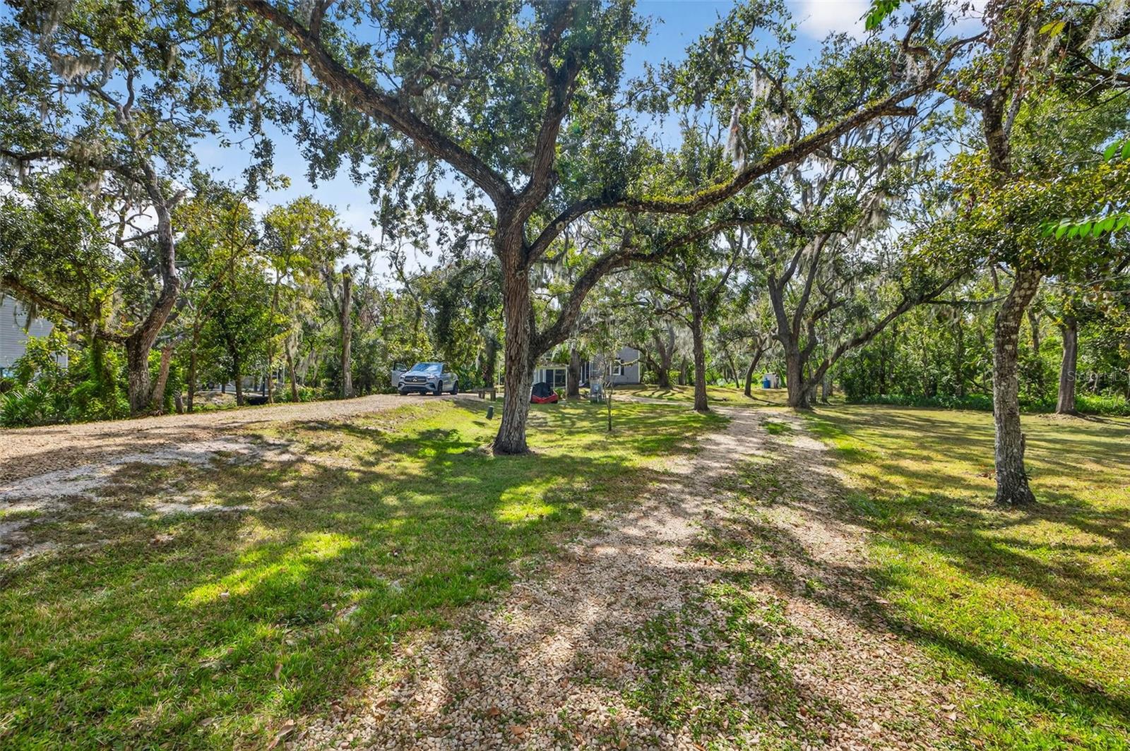 COUNTRY BROOKE ESTATES - Residential