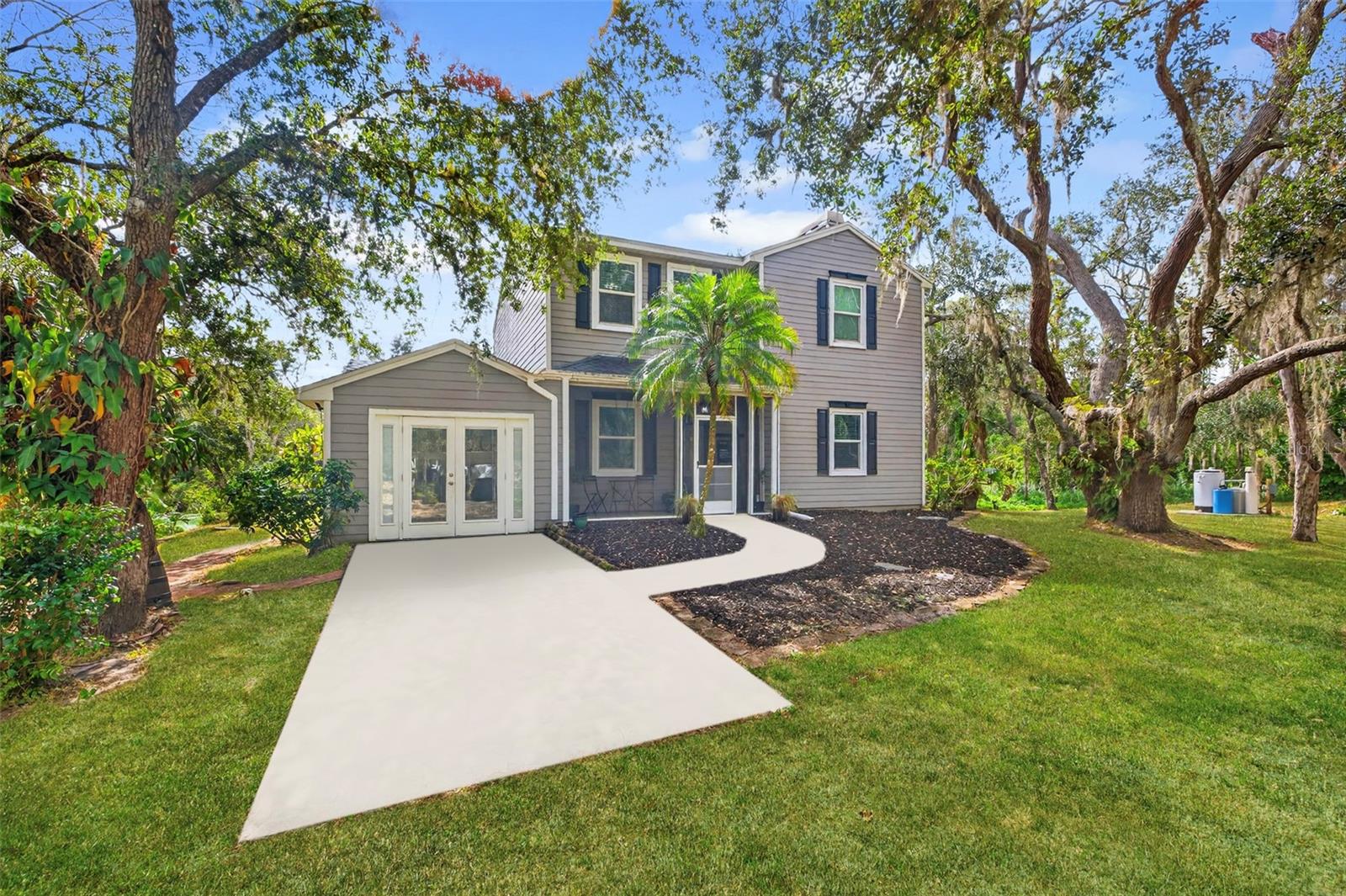 COUNTRY BROOKE ESTATES - Residential