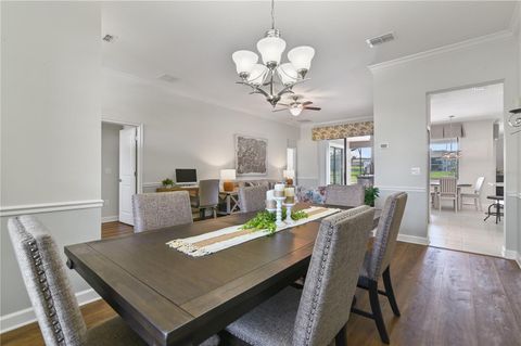 A home in DAVENPORT