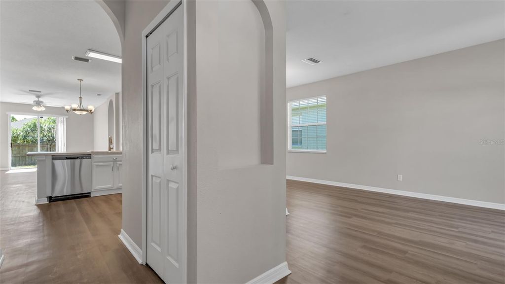 Photo of 10423 Glen Willow Lane, Tampa, FL 33647 (MLS # TB8356265)