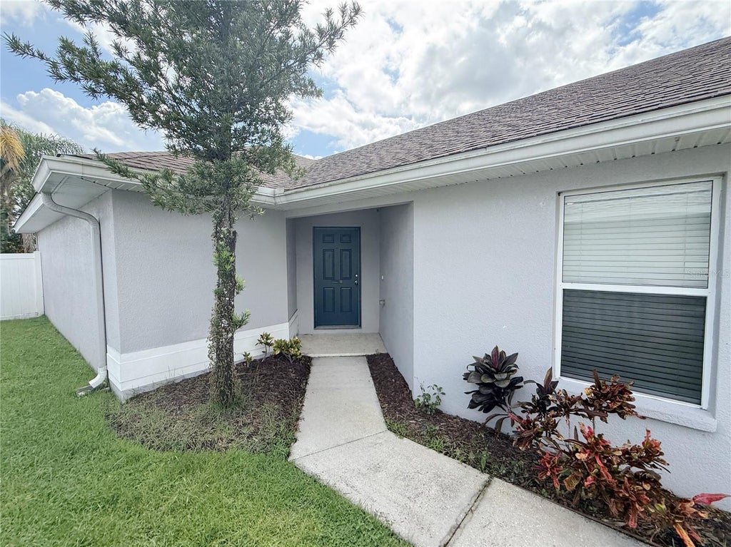 Photo of 14214 Edinburgh Moor Drive, Wimauma, FL 33598 (MLS # TB8552143)