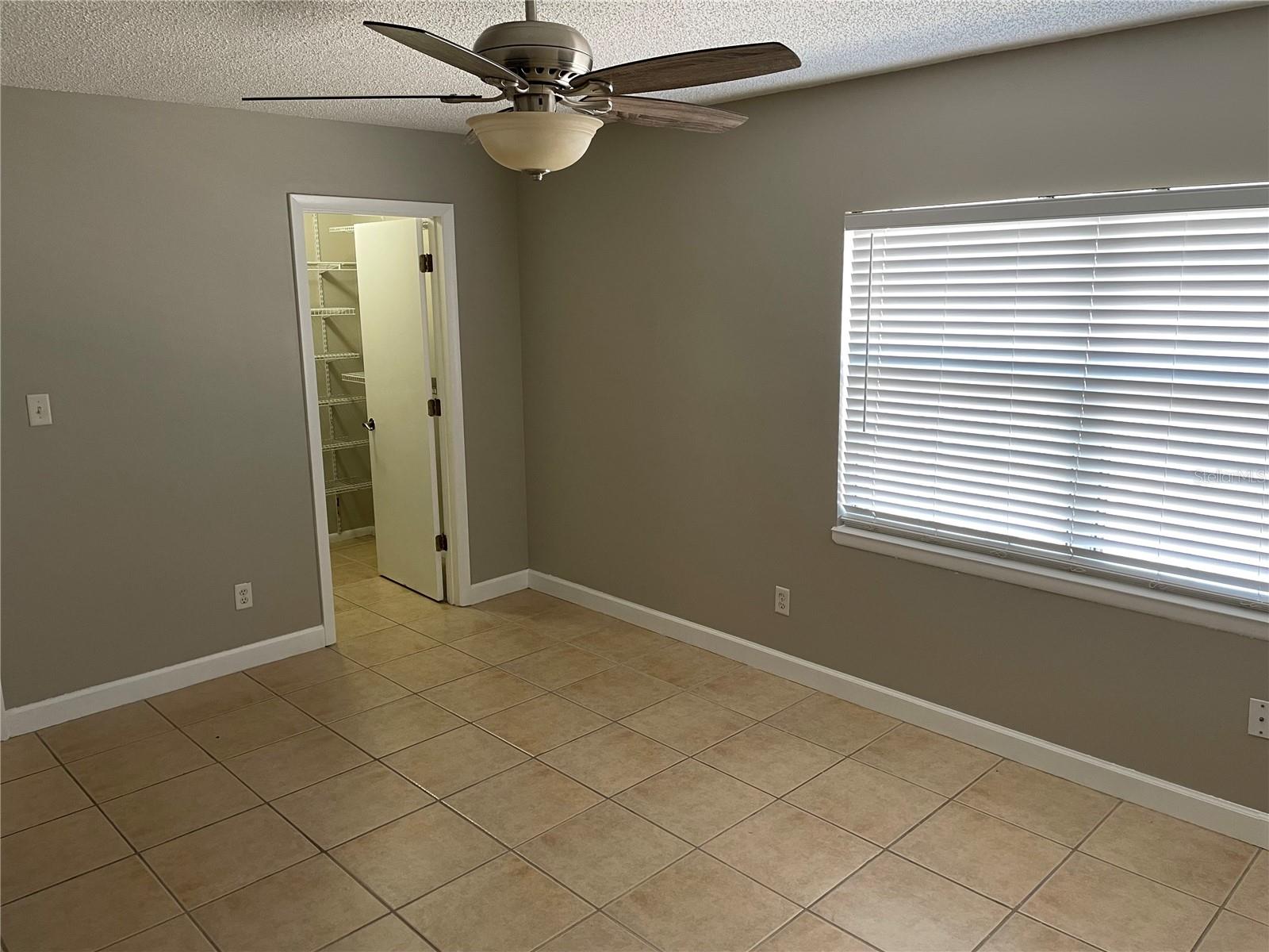 GOLFSIDE VILLAS CONDO - Residential Lease