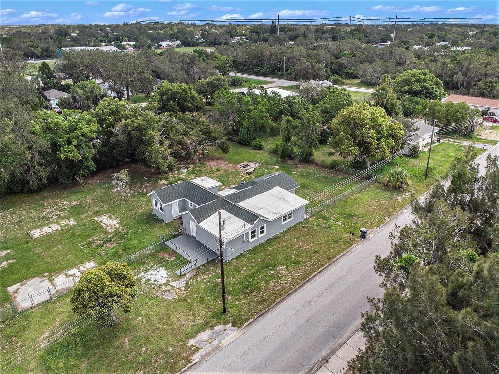 FLOMERFELTS SUB - Residential