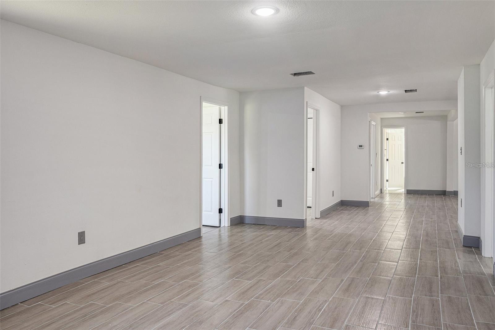 FLOMERFELTS SUB - Residential