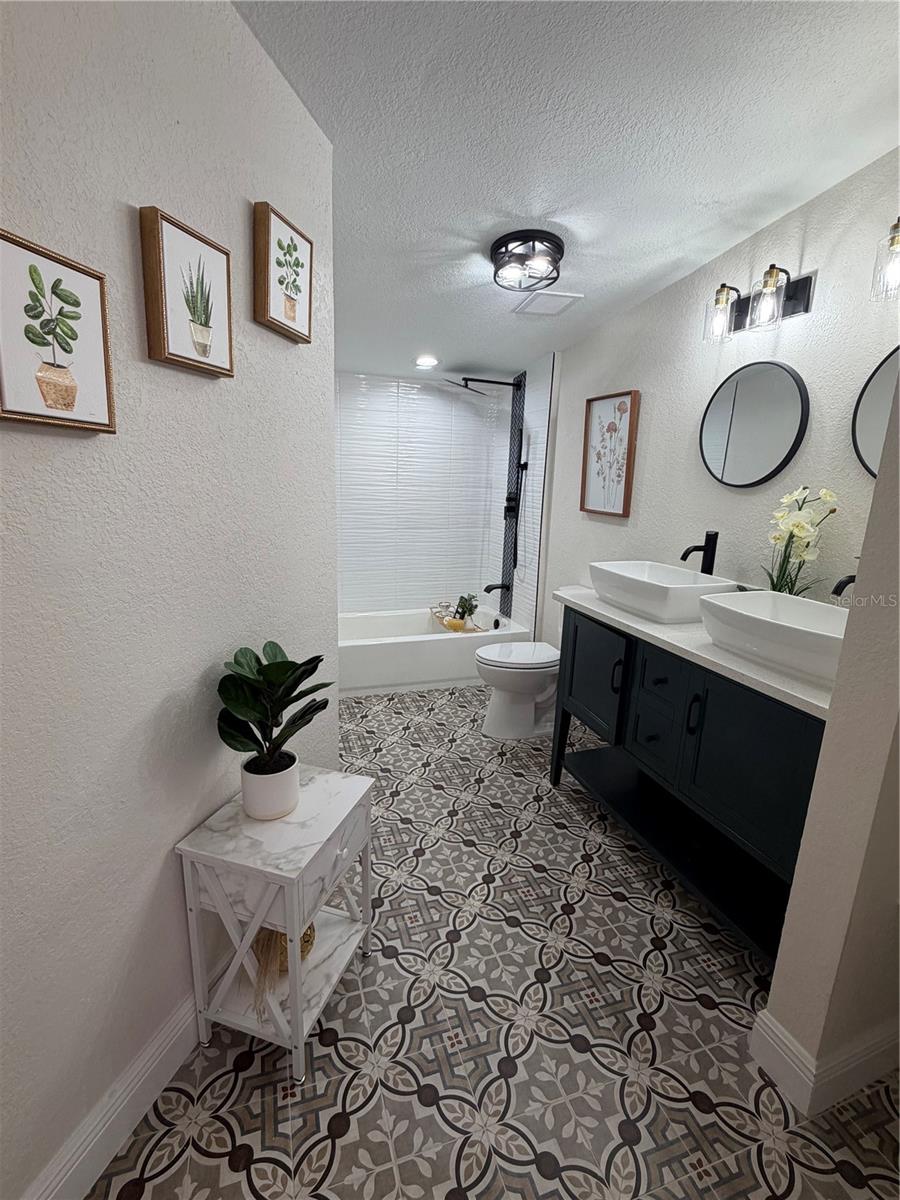 THRASHERS SUB - Residential