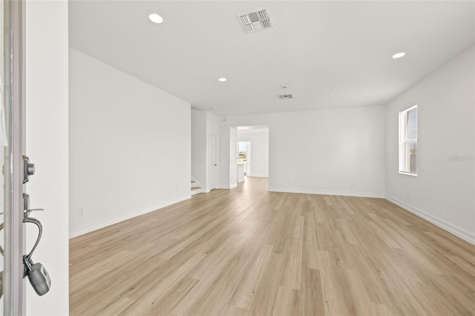 BALLANTRAE VILLAGES 3A & 3B - Residential Lease