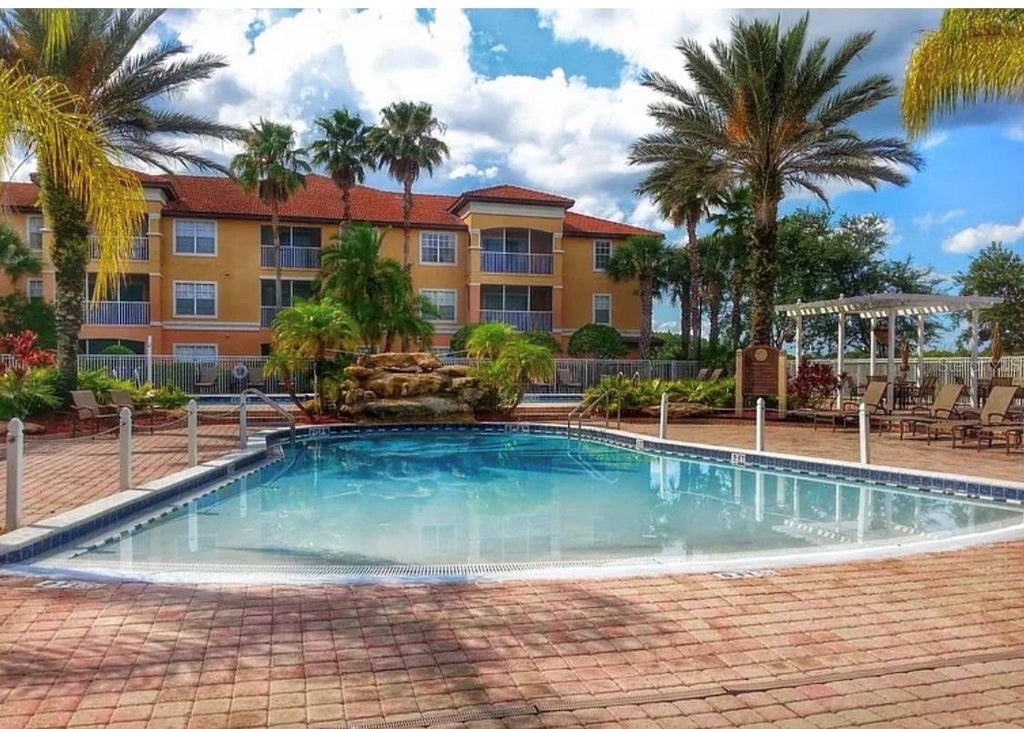Photo of 5475 Vineland Road #8104, Orlando, FL 32811 (MLS # O6444700)