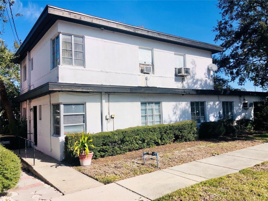 Photo of 1762 N Fort Harrison Avenue, Clearwater, FL 33755 (MLS # TB8466978)