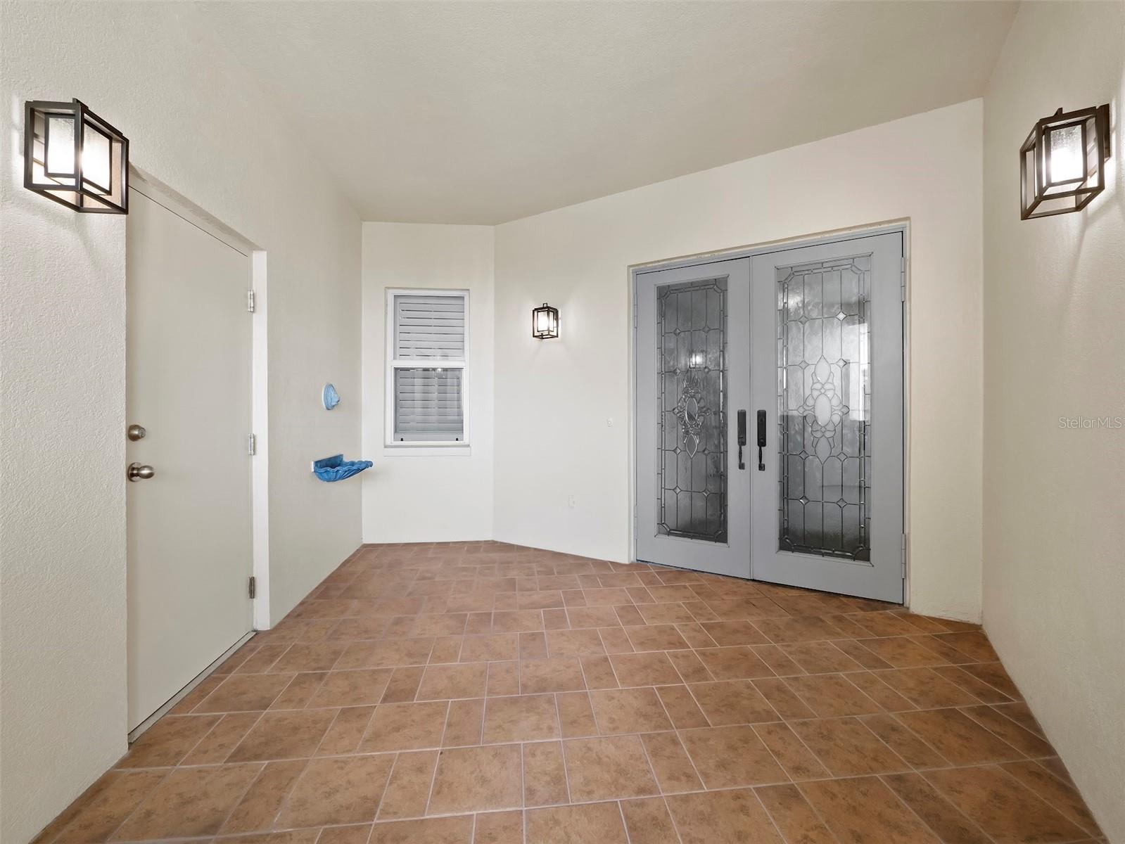 VIZCAYA AT LONGBOAT KEY PH 01 - Residential