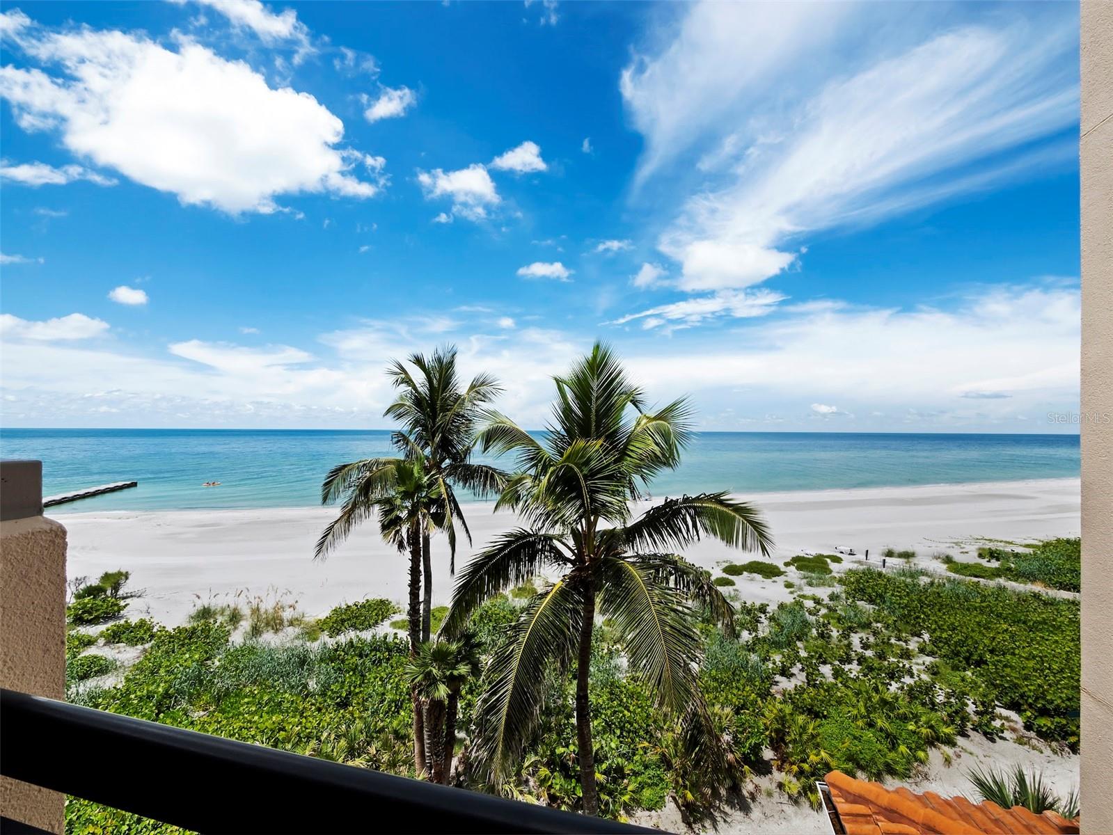 VIZCAYA AT LONGBOAT KEY PH 01 - Residential