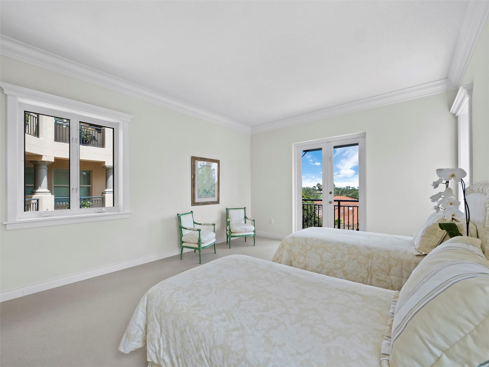 VIZCAYA AT LONGBOAT KEY PH 01 - Residential