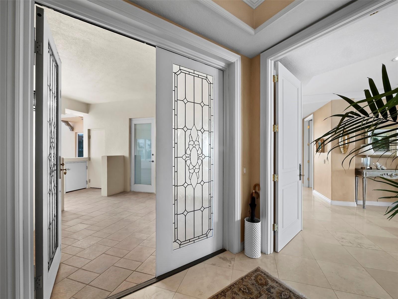 VIZCAYA AT LONGBOAT KEY PH 01 - Residential