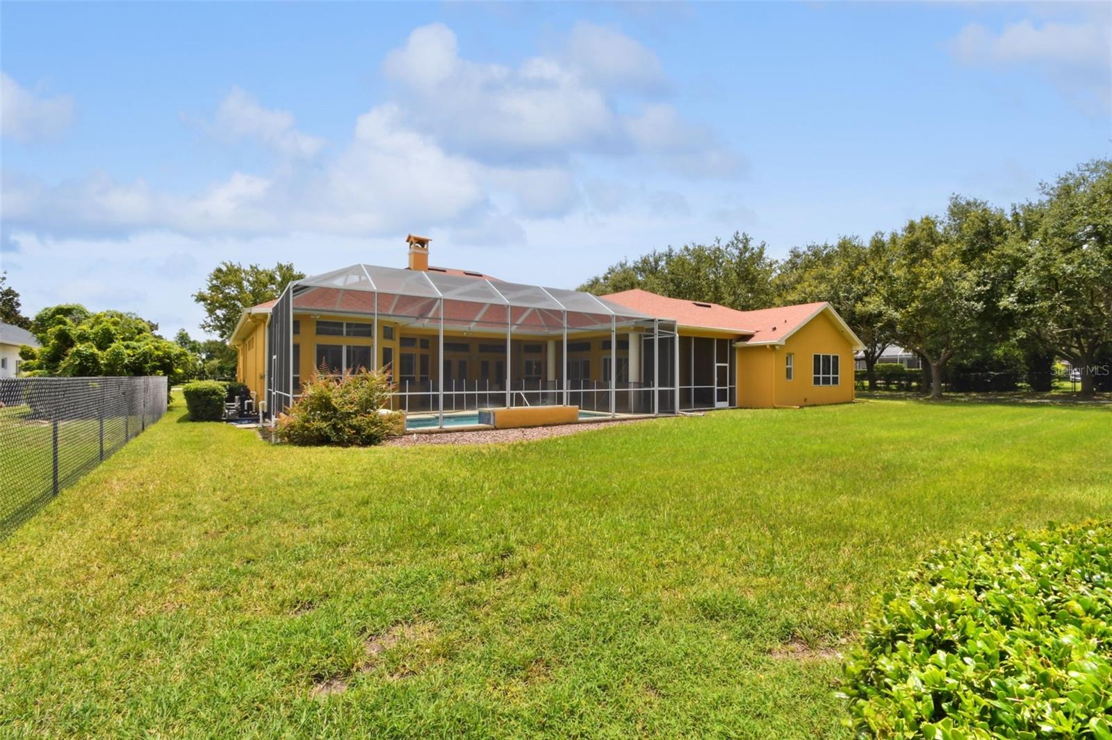 FISH HAWK TRAILS UNIT 5 - Residential