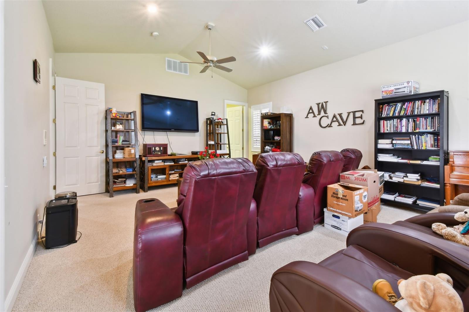 FISH HAWK TRAILS UNIT 5 - Residential
