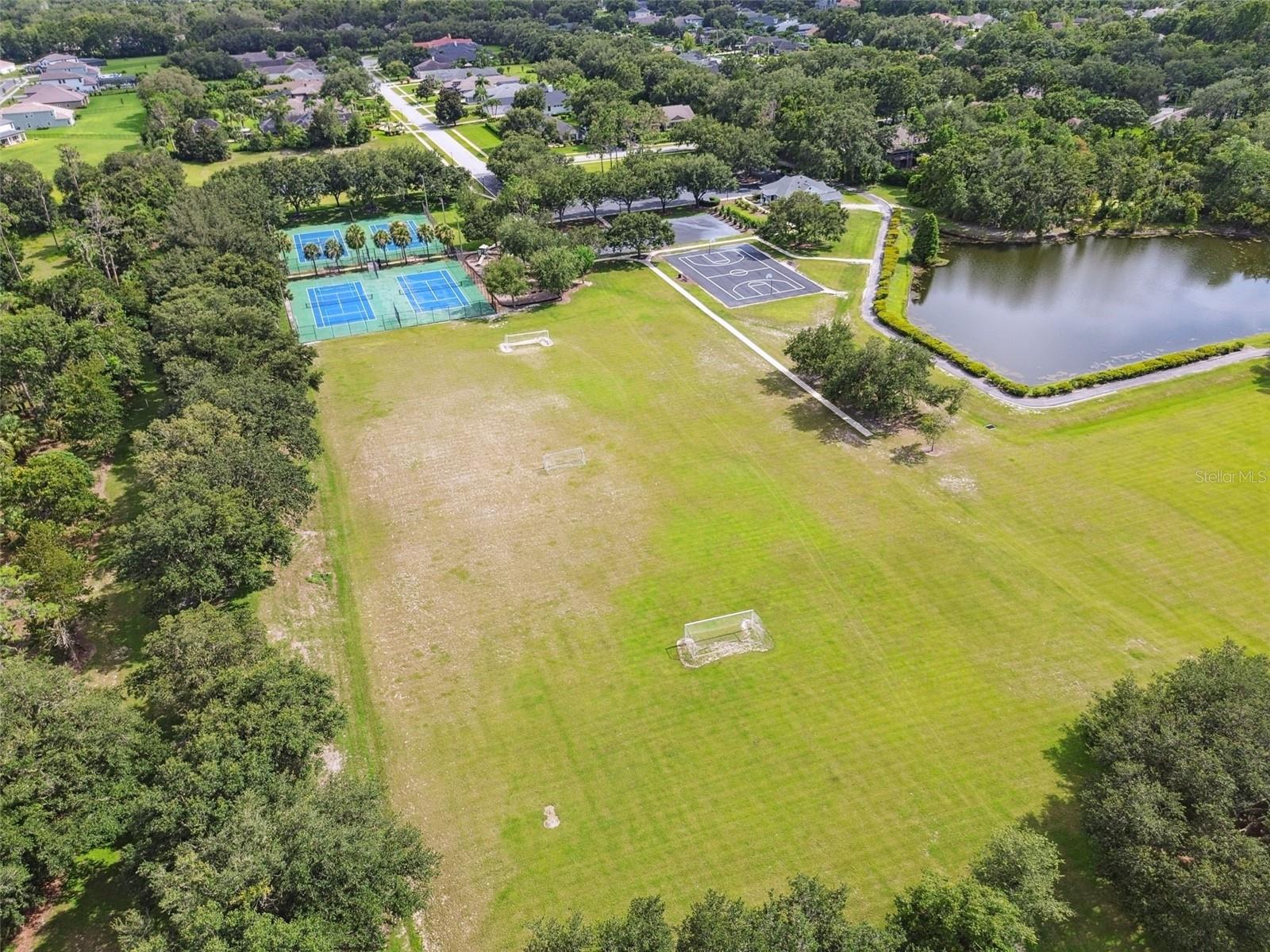 FISH HAWK TRAILS UNIT 5 - Residential
