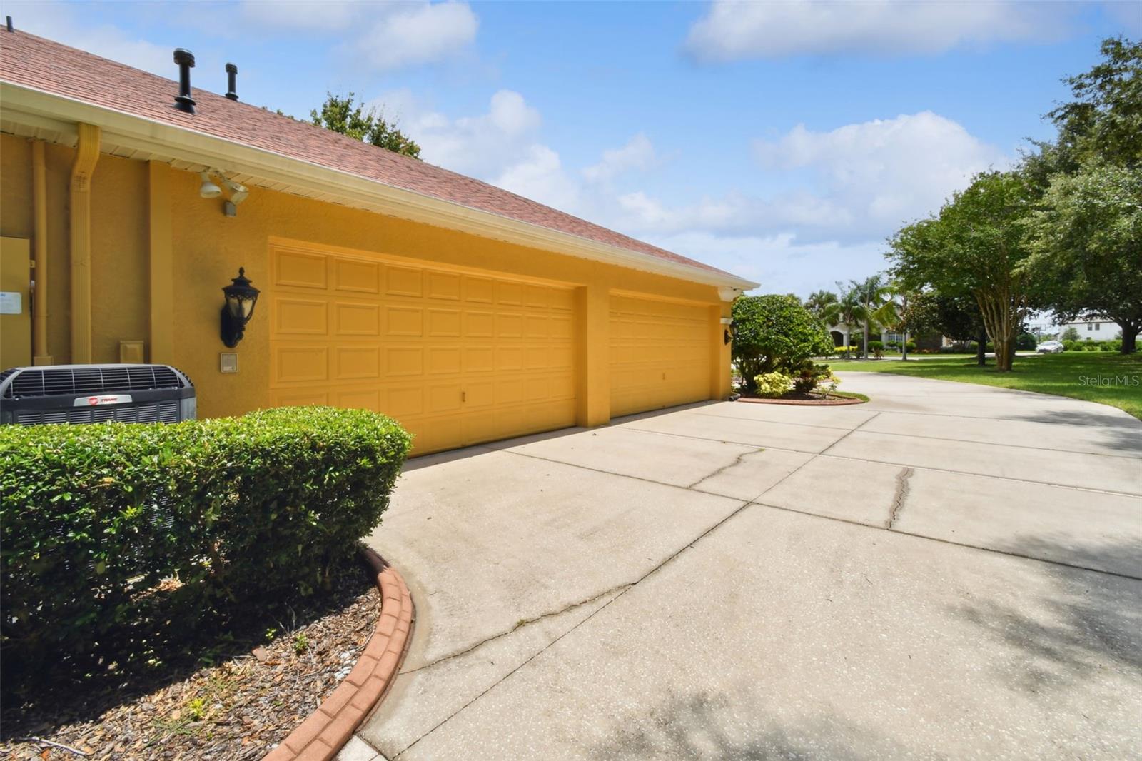 FISH HAWK TRAILS UNIT 5 - Residential