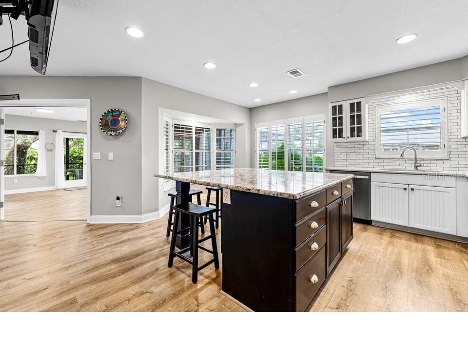 PINELLAS GROVES - Residential