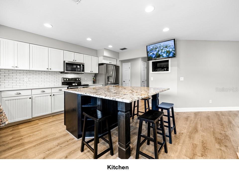 13785 OAK FOREST BOULEVARD S