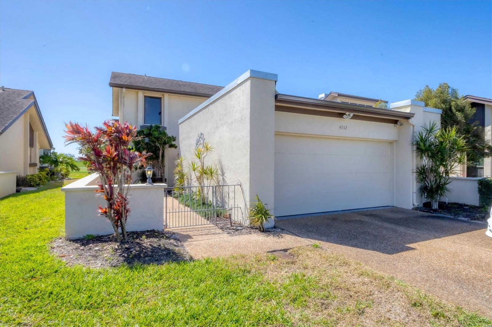 4532 LA JOLLA DRIVE