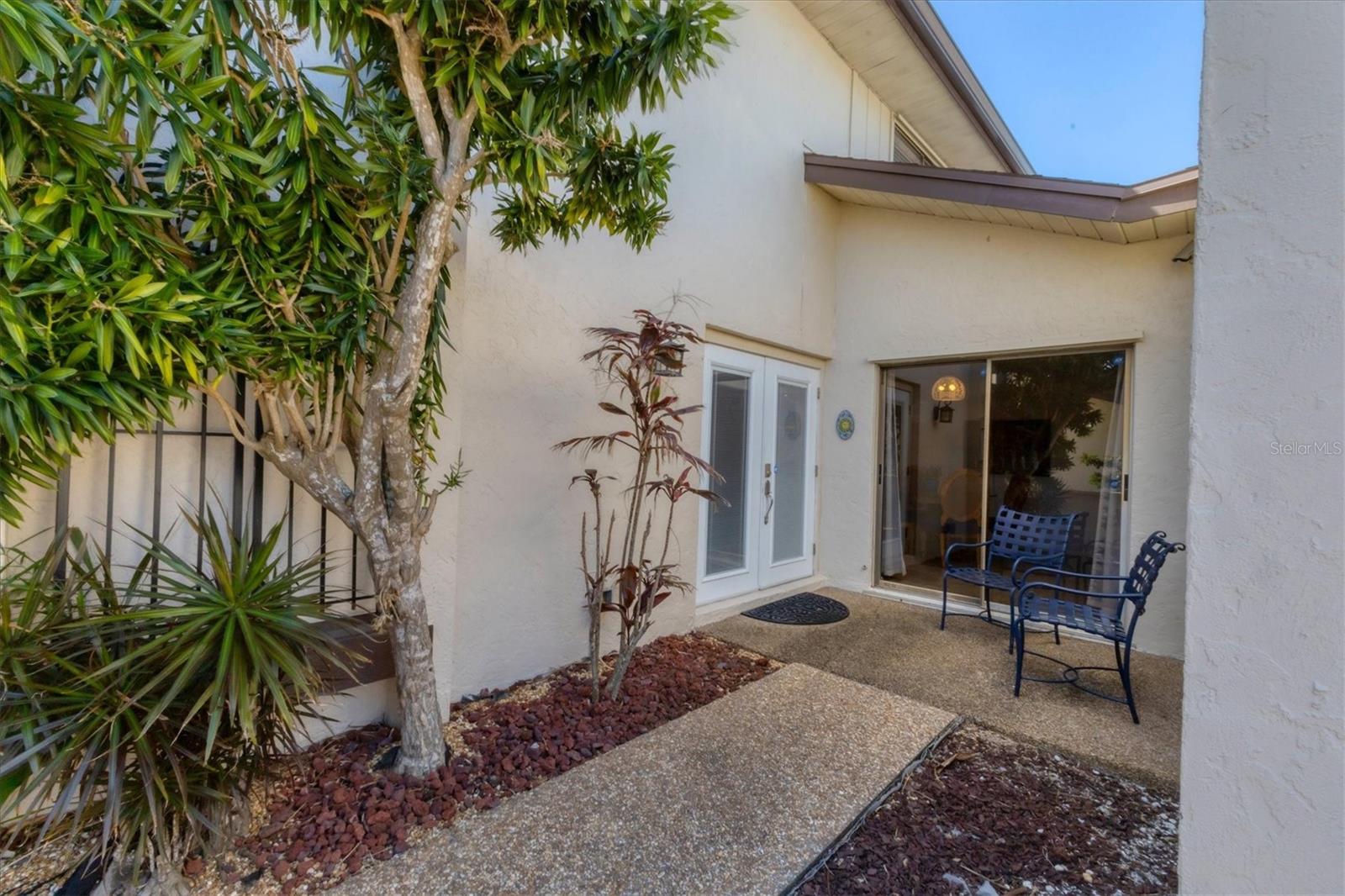 4532 LA JOLLA DRIVE