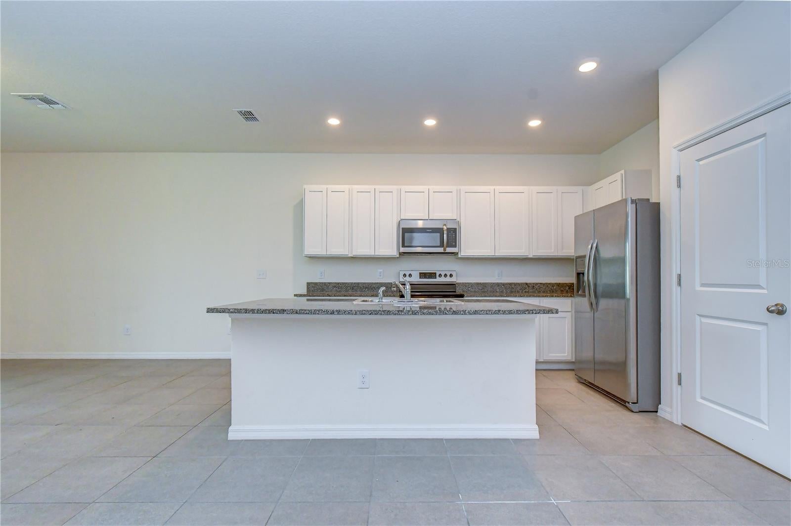 3326 PLEASANT WILLOW COURT