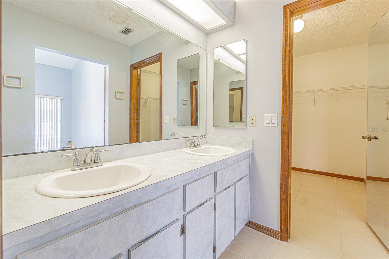 BRIARWOODS - Residential