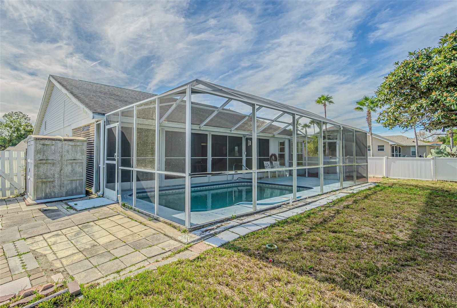 BRIARWOODS - Residential