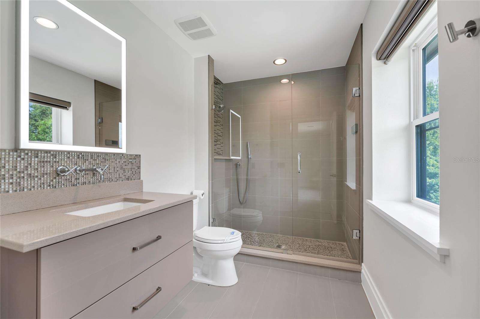 LAKE CAWOOD ESTATES - Residential Lease