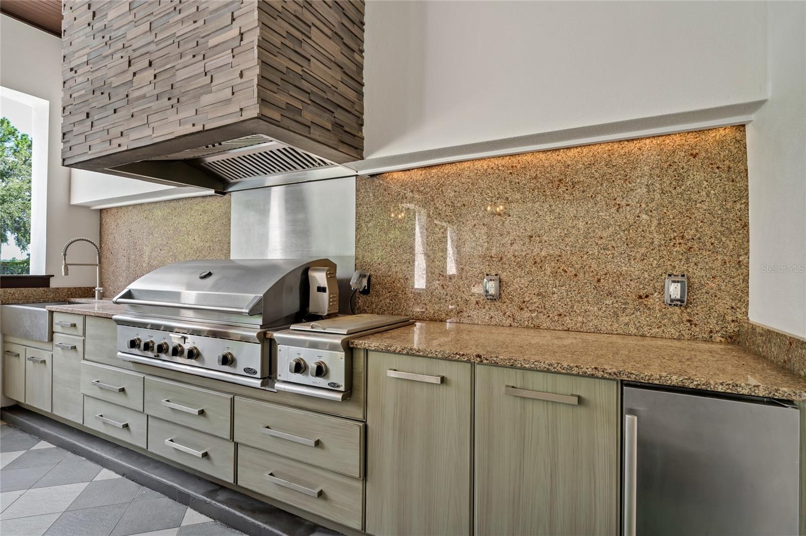 LAKE CAWOOD ESTATES - Residential Lease