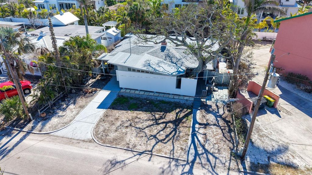 Photo of 132 Harrison Drive, Sarasota, FL 34236 (MLS # A4652143)