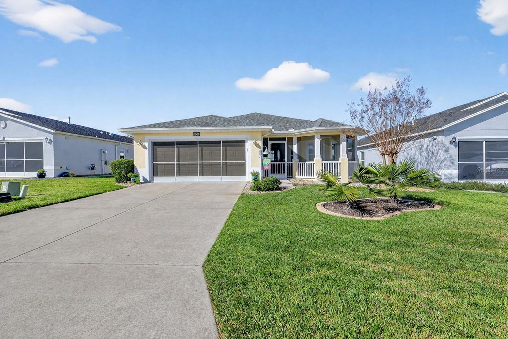 Photo of 26705 Wetlands Way, Leesburg, FL 34748 (MLS # G5107151)