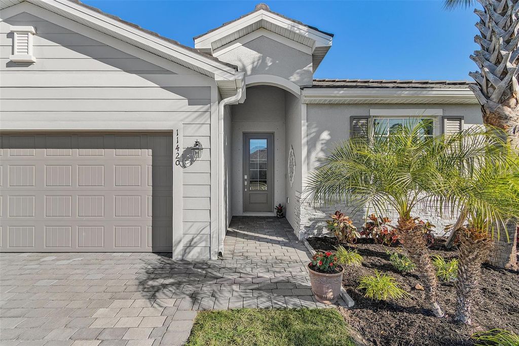 Photo of 11420 Burgundy Drive, Venice, FL 34293 (MLS # O6378277)