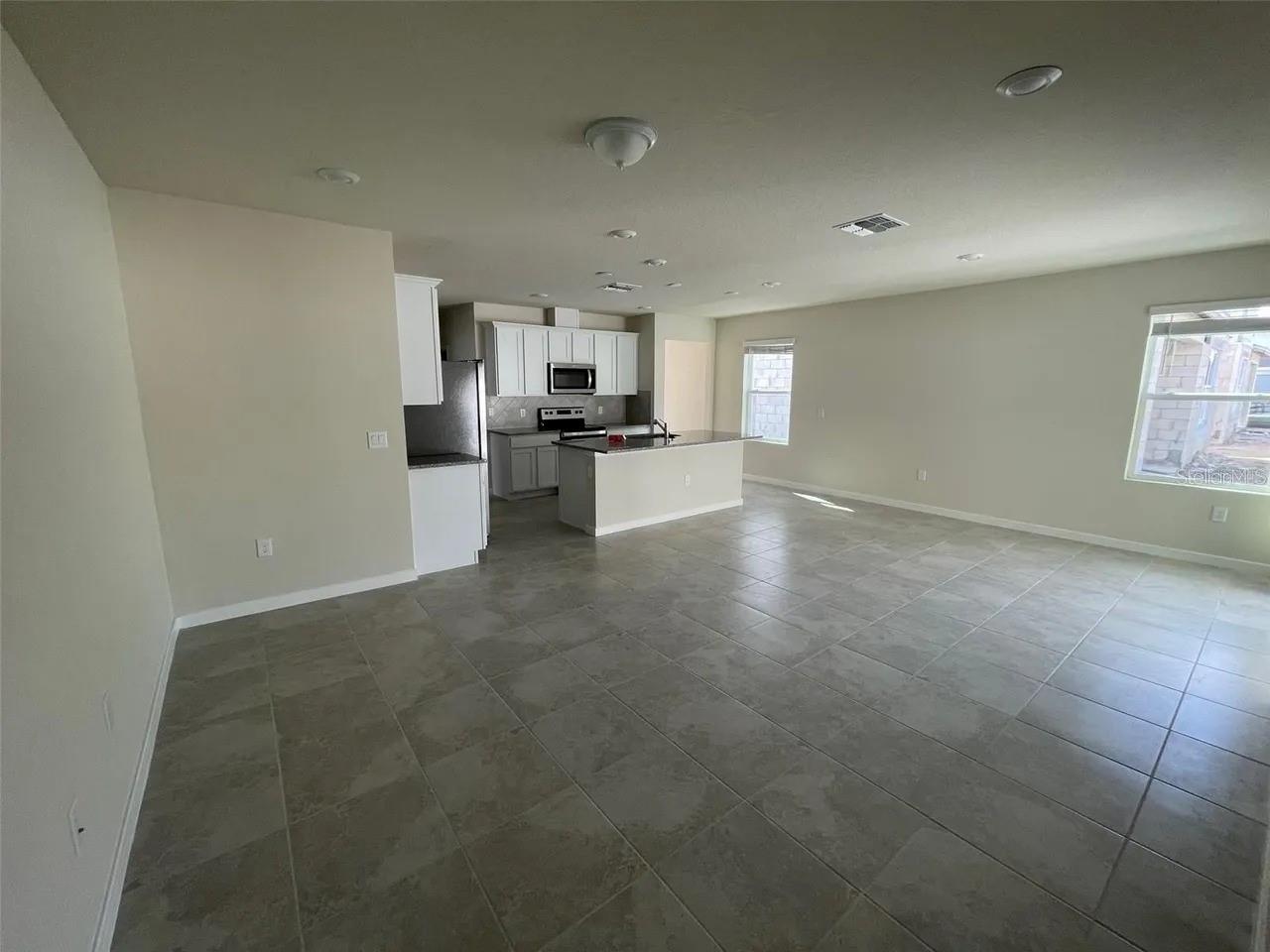 929 RIVERS CROSSING STREET