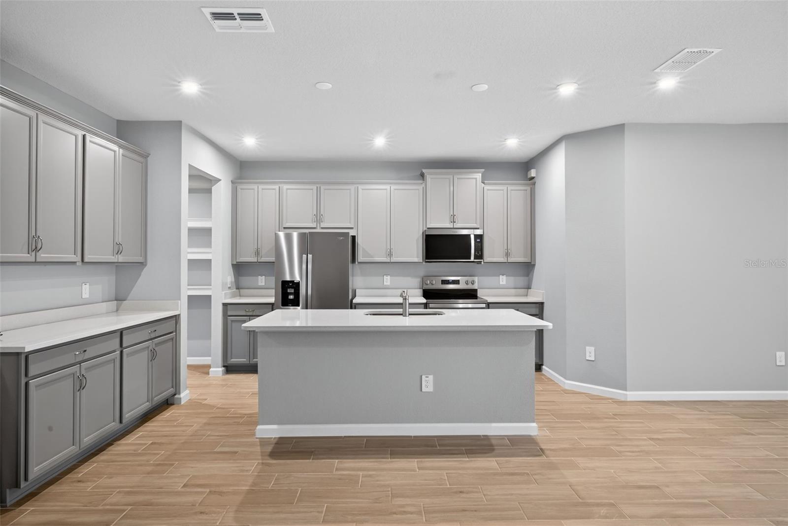 3362 TIMBER CROSSING AVENUE