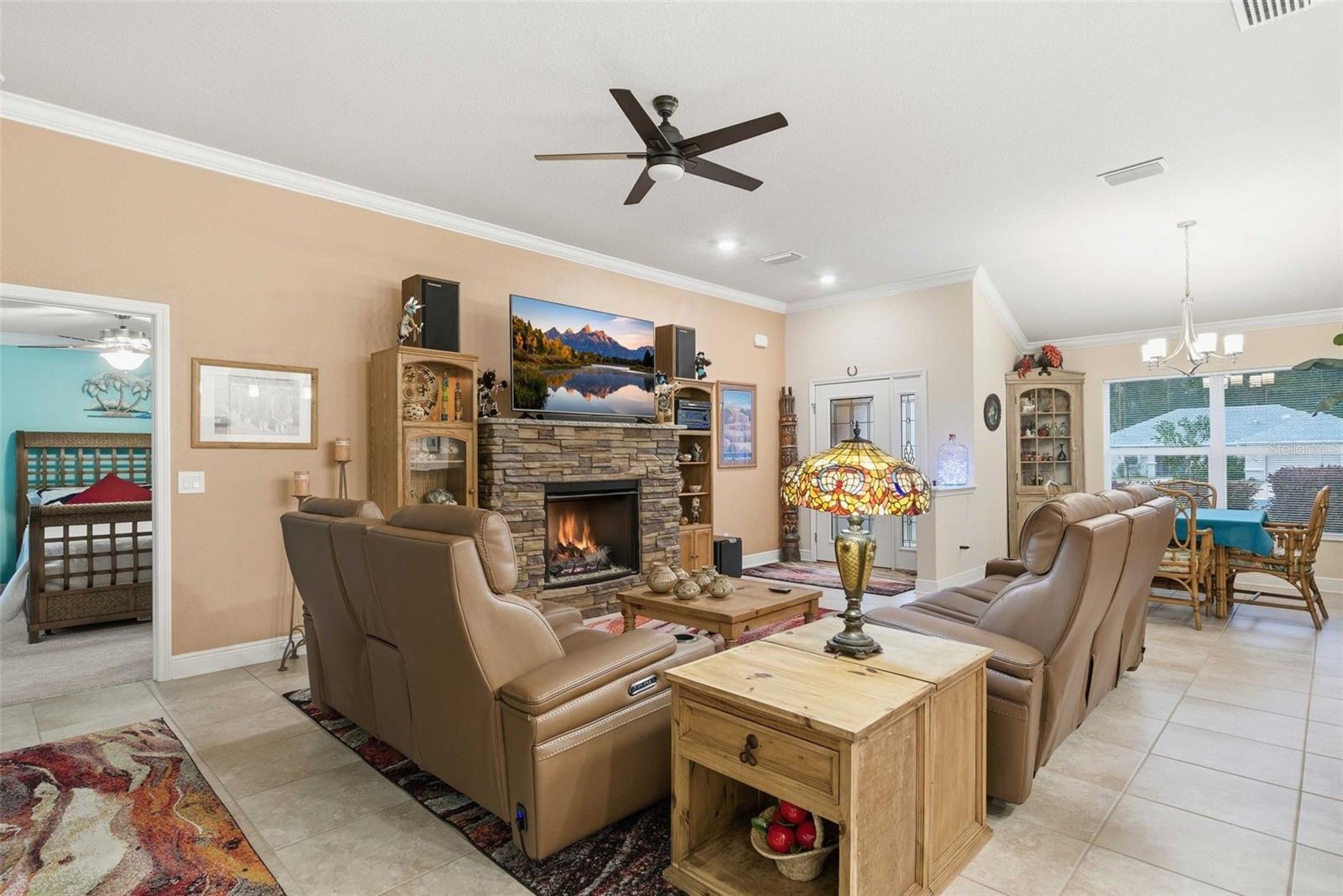 CANTERBURY LAKE ESTATES SECOND ADD - Residential