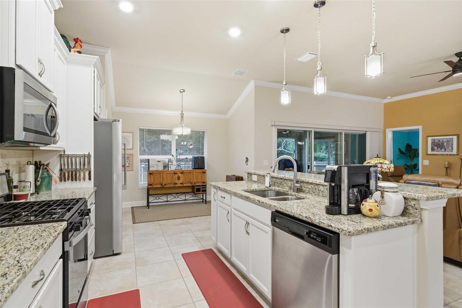 CANTERBURY LAKE ESTATES SECOND ADD - Residential