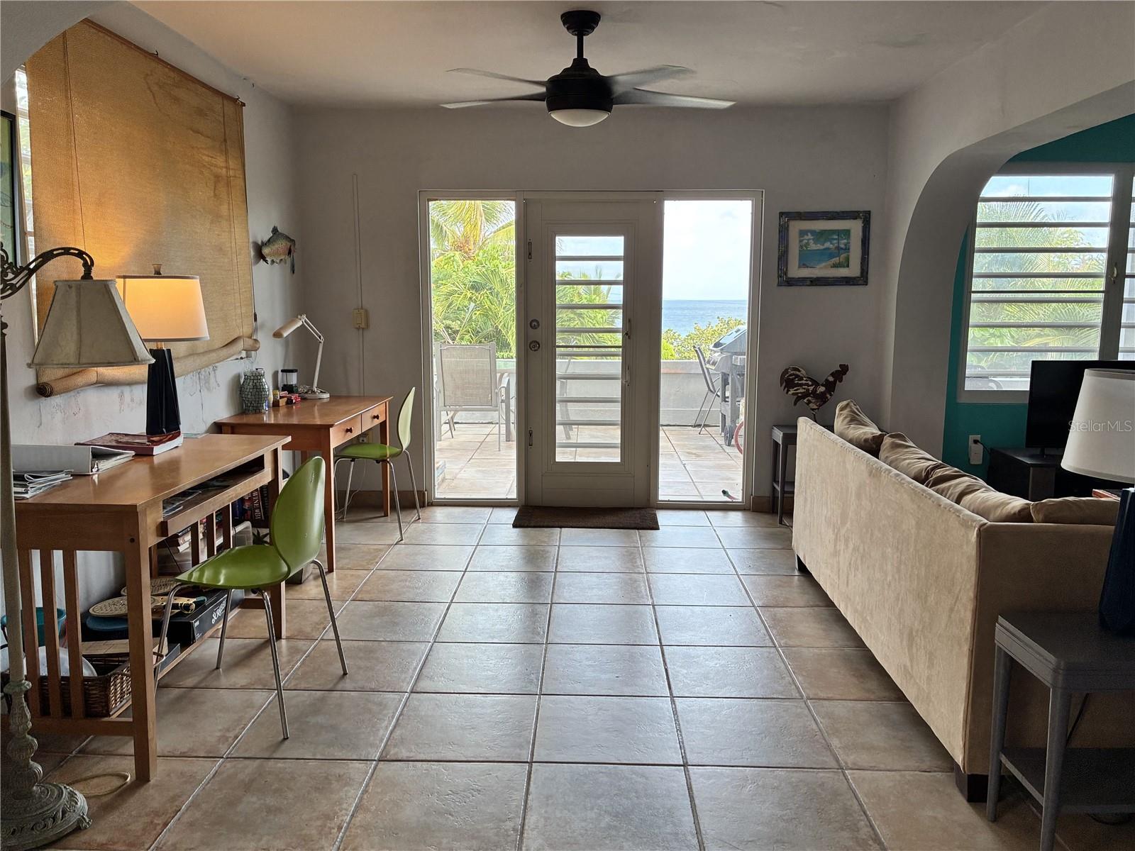 BRAVOS DE BOSTON - Residential