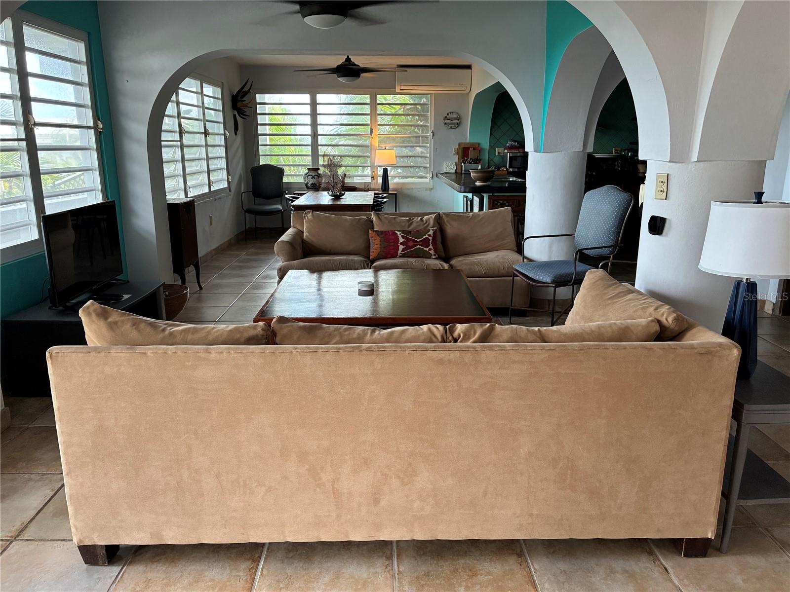 BRAVOS DE BOSTON - Residential