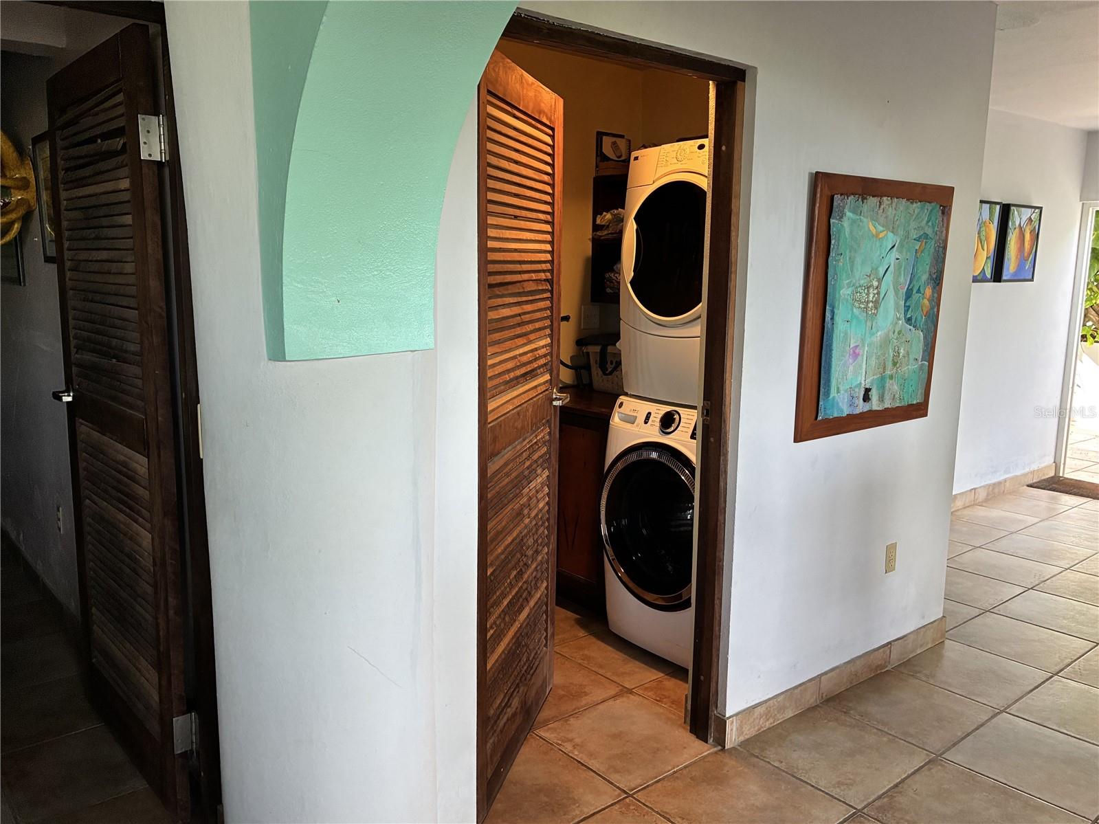 BRAVOS DE BOSTON - Residential