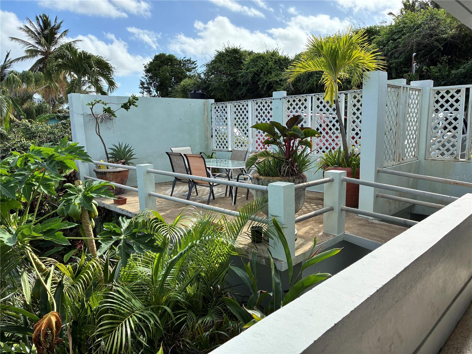 BRAVOS DE BOSTON - Residential