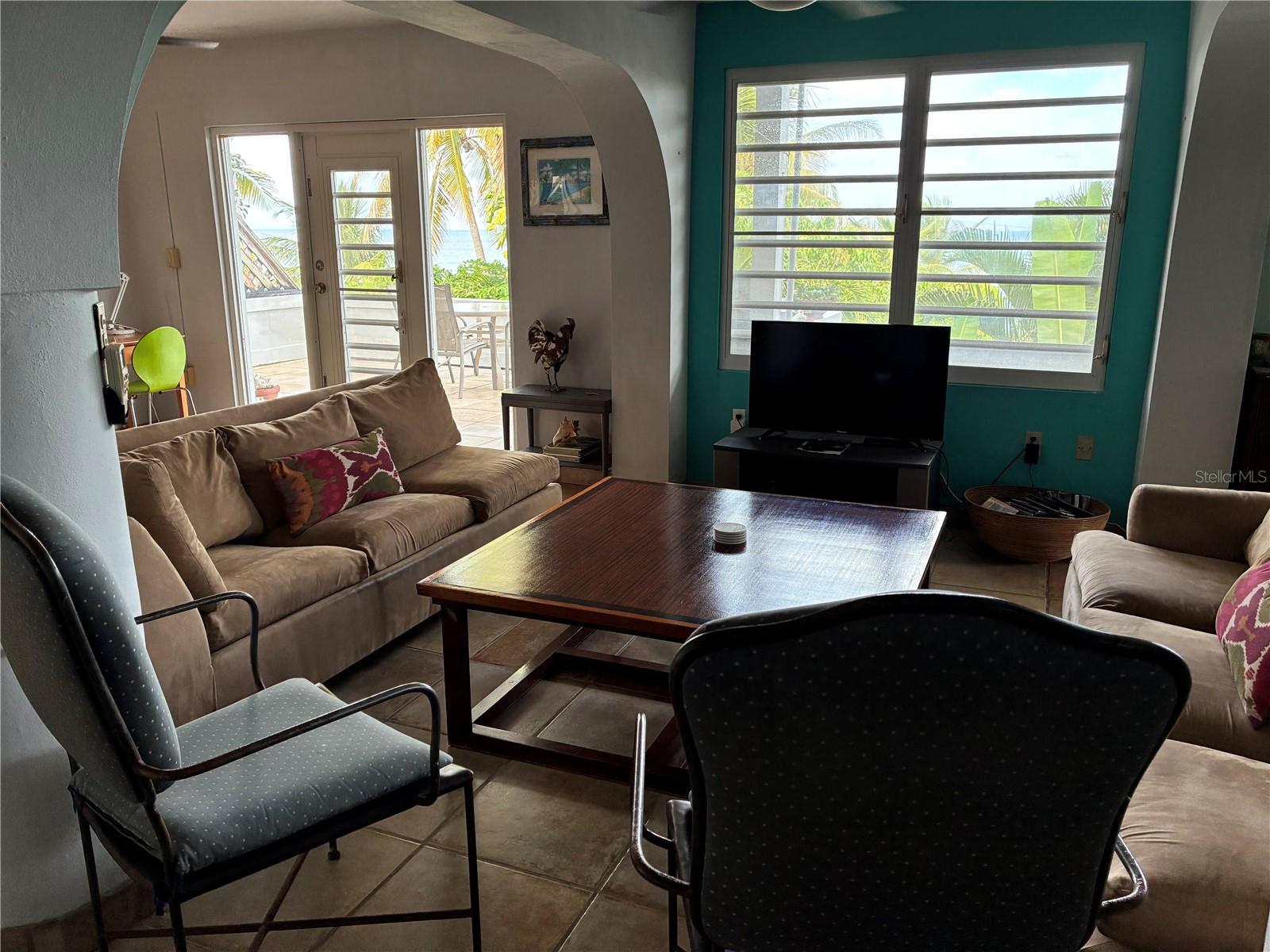 BRAVOS DE BOSTON - Residential