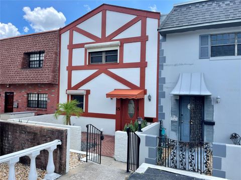 Photo of 625 N Halifax Avenue #15, Daytona Beach, FL 32118 (MLS # V4940918)